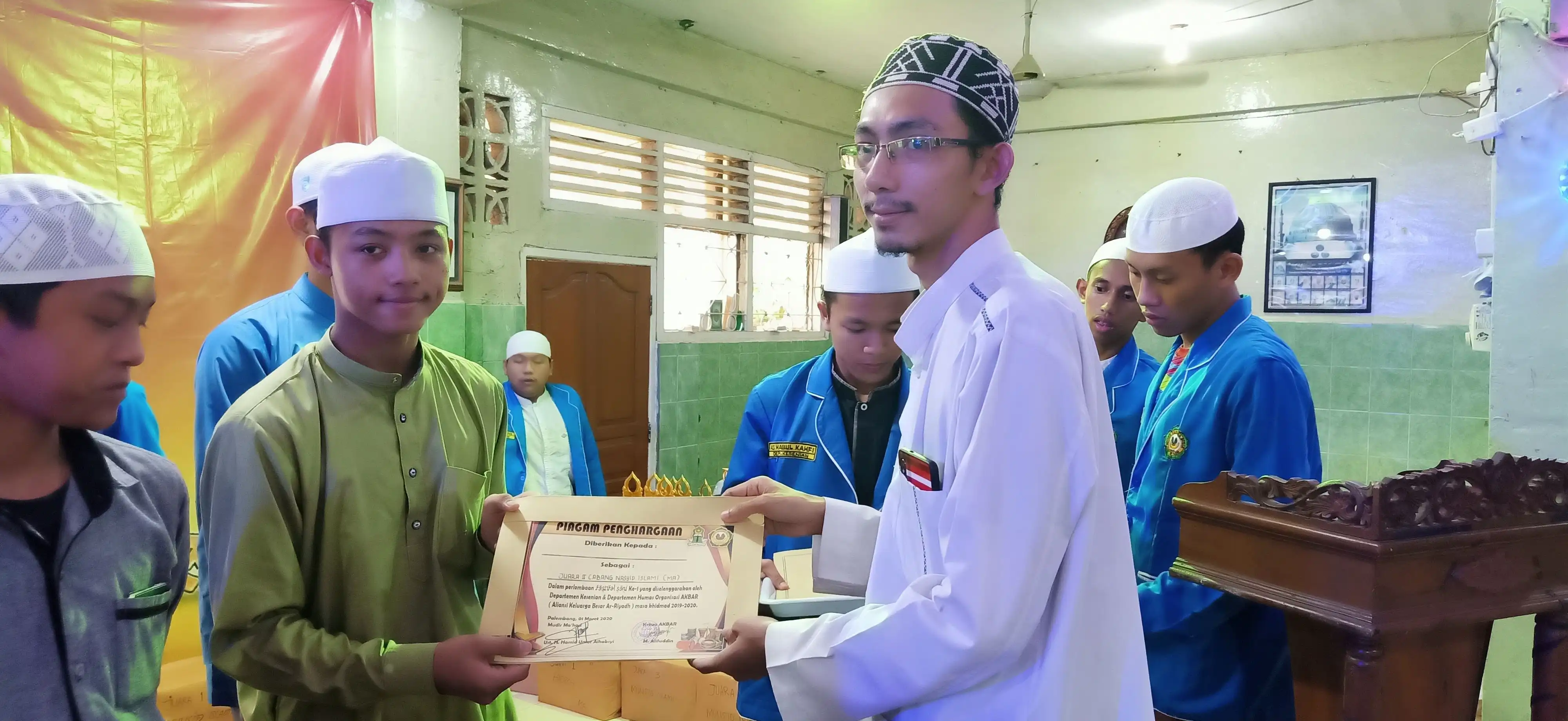 Pembagian Hadiah 35